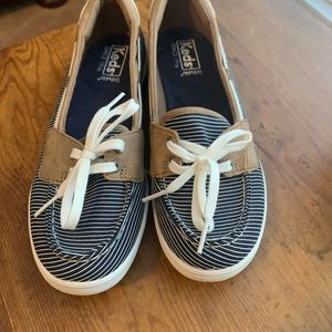NWOT Keds canvas boat shoes.